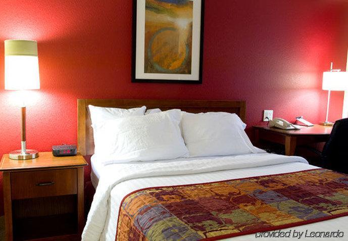 Residence Inn By Marriott Lake Norman Хънтърсвил Стая снимка